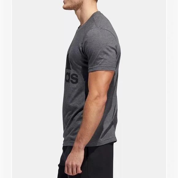 NWT Men’s Addias Logo Tee - Picture 3 of 3